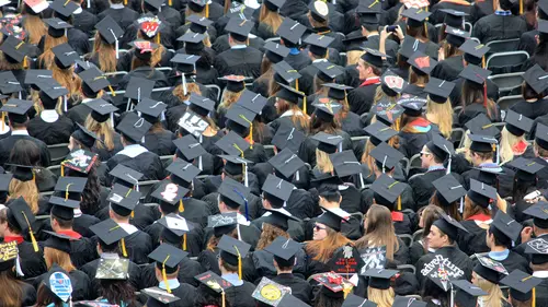 Negara dengan Program Beasiswa Paling Dermawan untuk Mahasiswa Asing