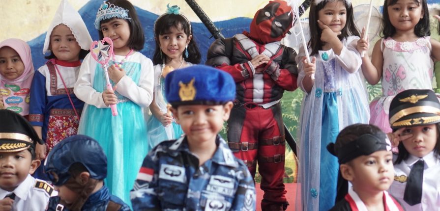 Sistem Pendidikan Seperti Fotokopi: Semua Harus Sama, Padahal Anak Berbeda