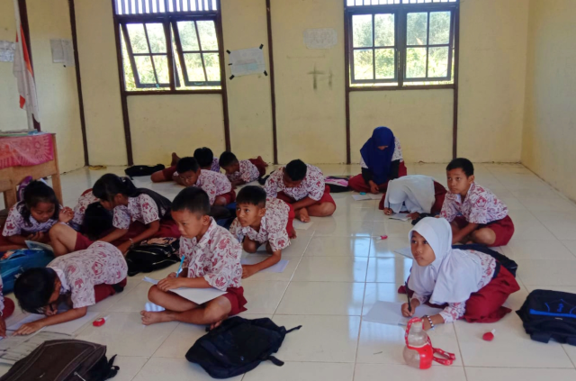 Terlalu Banyak Hafalan: Sistem Belajar Kita Bikin Kreativitas Mandek?