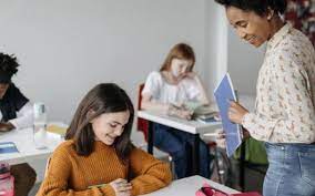 Belajar Bahasa Inggris di Amerika: Tips Supaya Cepat Lancar