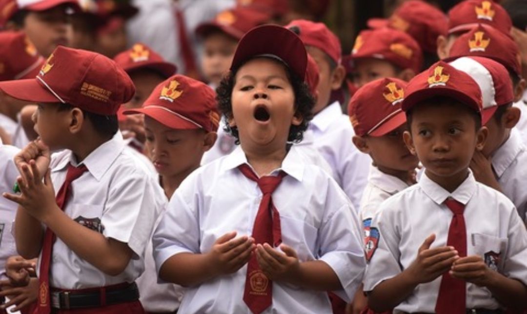 Media Pembelajaran Inovatif di Sekolah Pasar: Solusi Kreatif untuk Meningkatkan Mutu Pendidikan di NTT